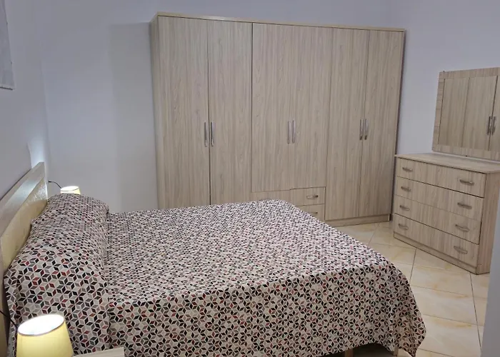 Bosco's Тирана